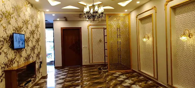 10 Marla Designer house available in Bahria Town Phase 3