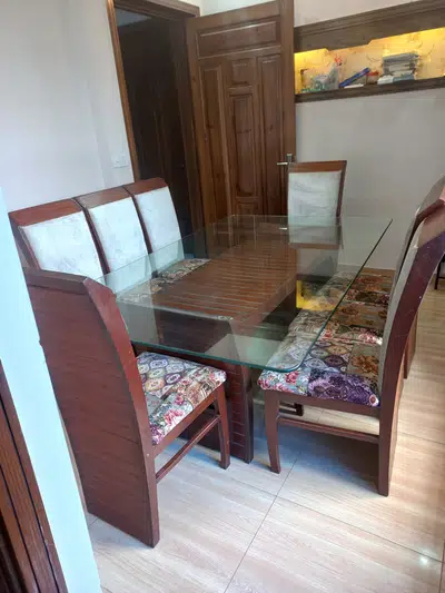 Dining table, 8 seater