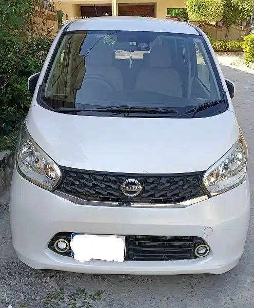 Nissan Dayz Pure Drive 2015