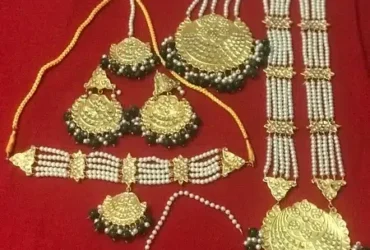 Jewellry set for sale